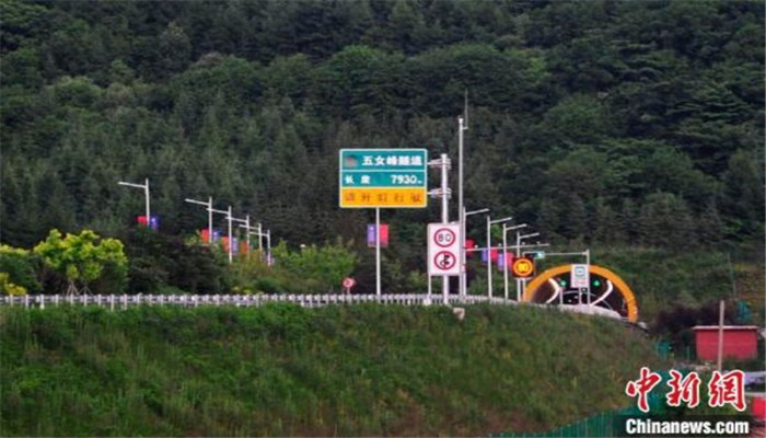 吉林逢山開路 “最長”隧道讓經濟活起來